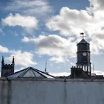 Kilkenny Suites Апартаменты *