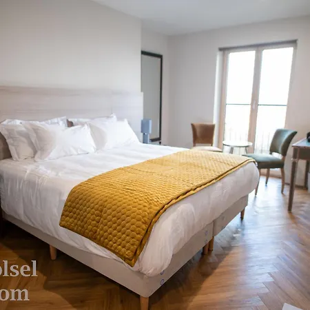 Kilkenny Suites *