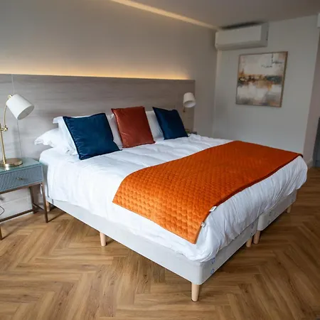Kilkenny Suites *